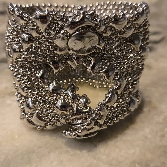 Sergio Gutierrez Liquid Metal Bracelet - Picture 5 of 10